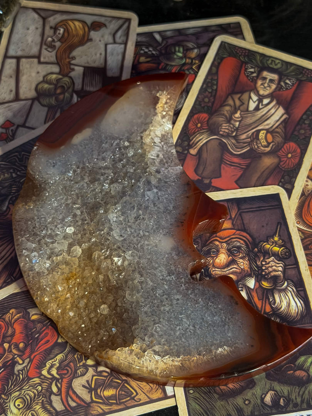 Carnelian Agate Moon